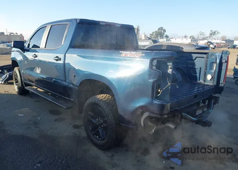 2020 Chevrolet Silverado 1500 4Wd Short Bed Lt Trail Boss z USA, uszkodzony, nr VIN 3GCPYFED6LG360394